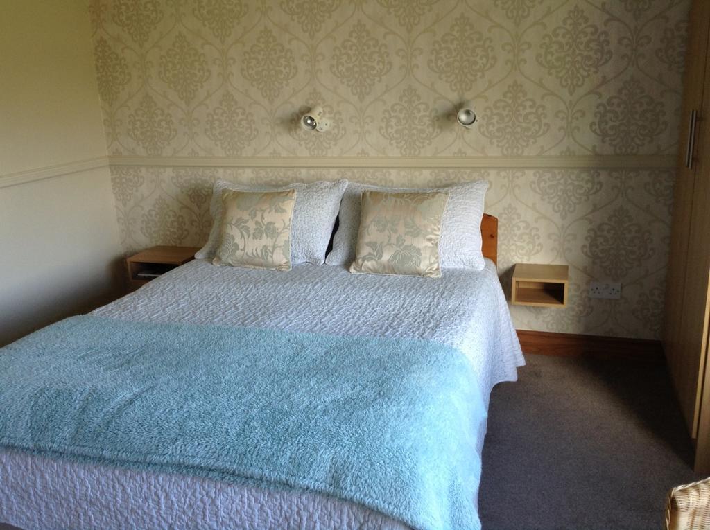 Riverwalk House B&B อูคเทอราร์ด ภายนอก รูปภาพ